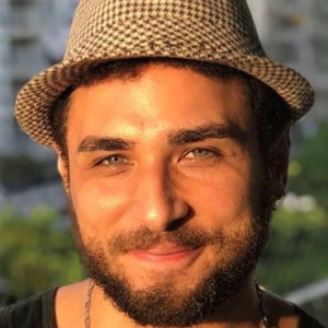 Vinicius Oliveira Gerente geral